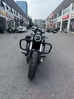 Benda Challenger 300 - ფოტო 2