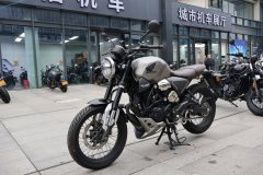 Wuyang Honda Sundiro CB190SS - photo 2
