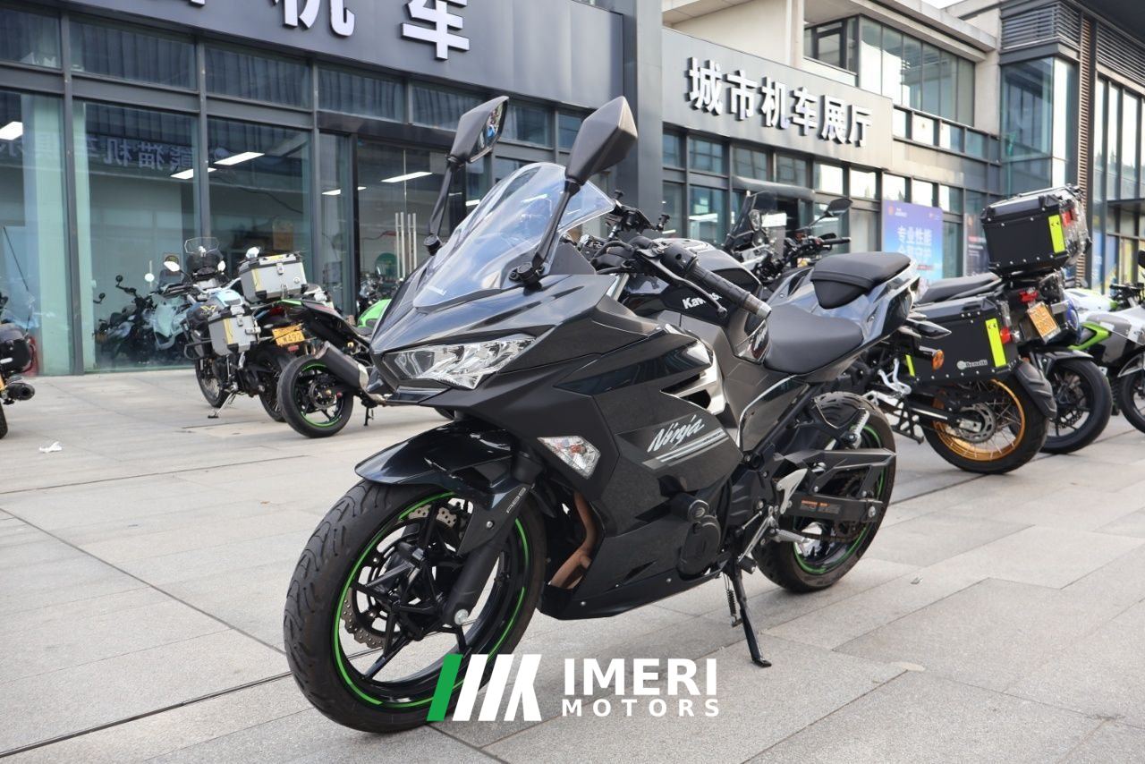 2022 Kawasaki Ninja 400