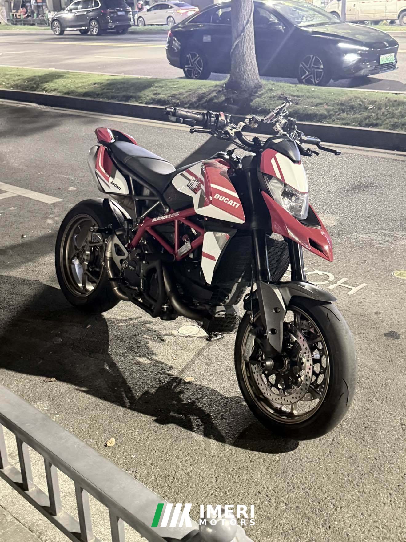 2021 Ducati Hypermotard 950