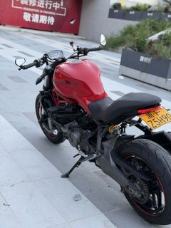 Ducati Monster 821 - ფოტო 3