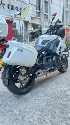 Benelli BN 600 GT - ფოტო 4