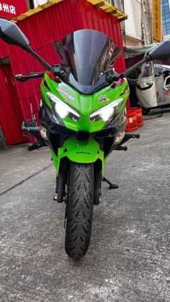 Kawasaki Ninja 400 - ფოტო 8