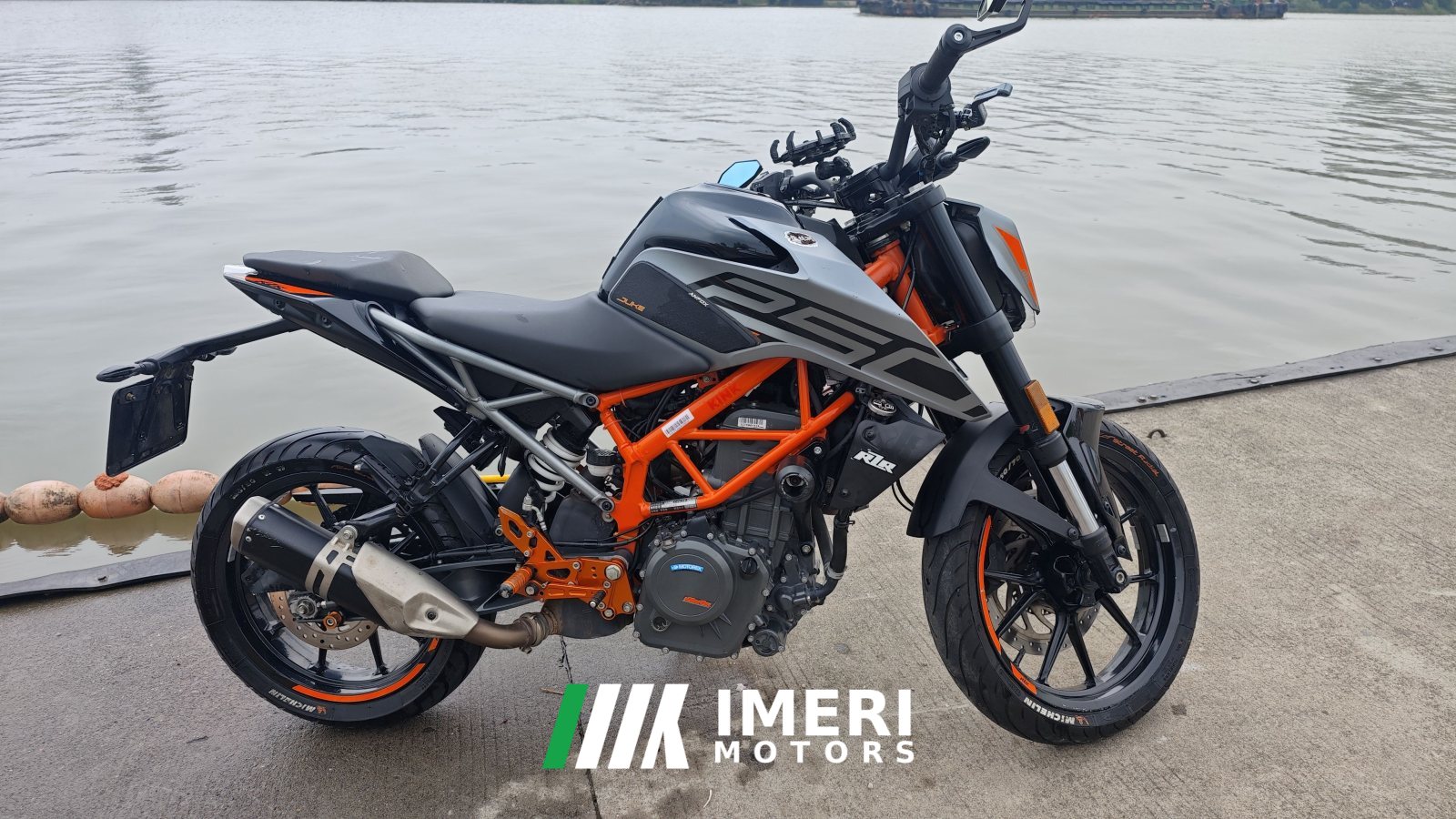 2021 KTMR2R 250 Duke