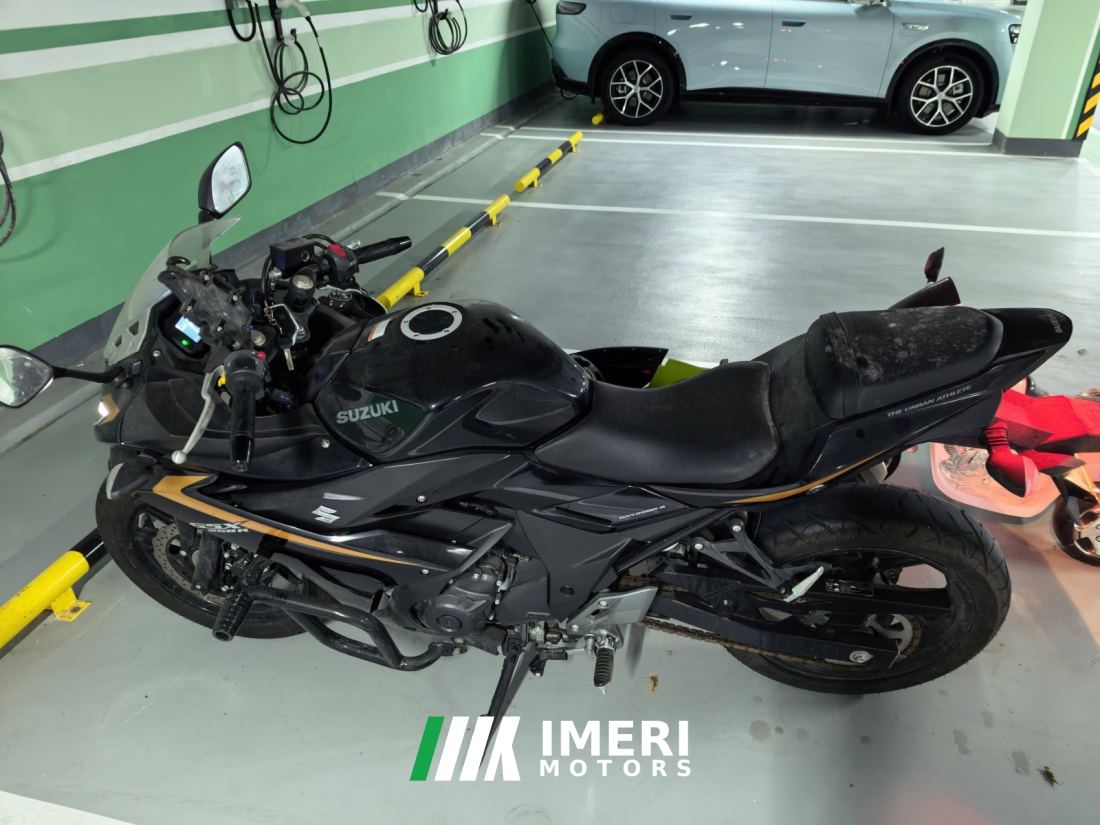 Haojue Suzuki GSX250R - motorcycle from China
