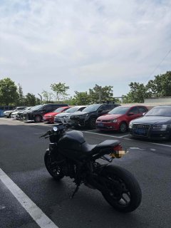 Honda CB650R - photo 3