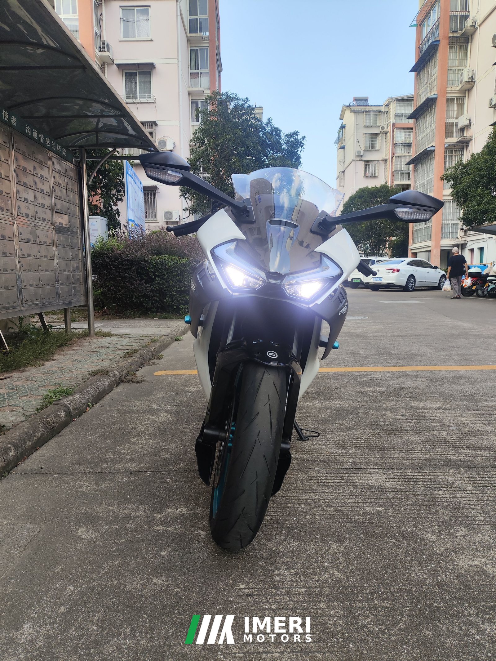 2024 CFMOTO 675SR-R