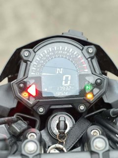 Kawasaki Z400 - ფოტო 9