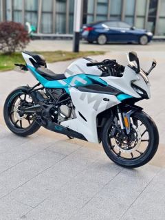 CFMOTO 250SR - photo 1