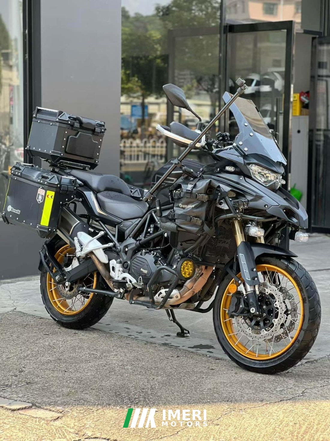 Benelli TRK552 550 cc - მოტოციკლი ჩინეთიდან