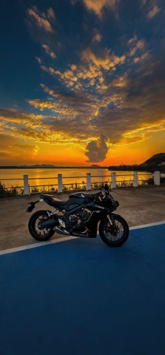 Honda CBR650R - ფოტო 2