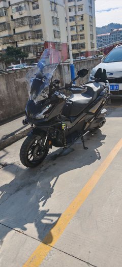 Honda ADV350 - ფოტო 1