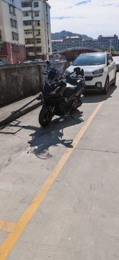 Honda ADV350 - ფოტო 2