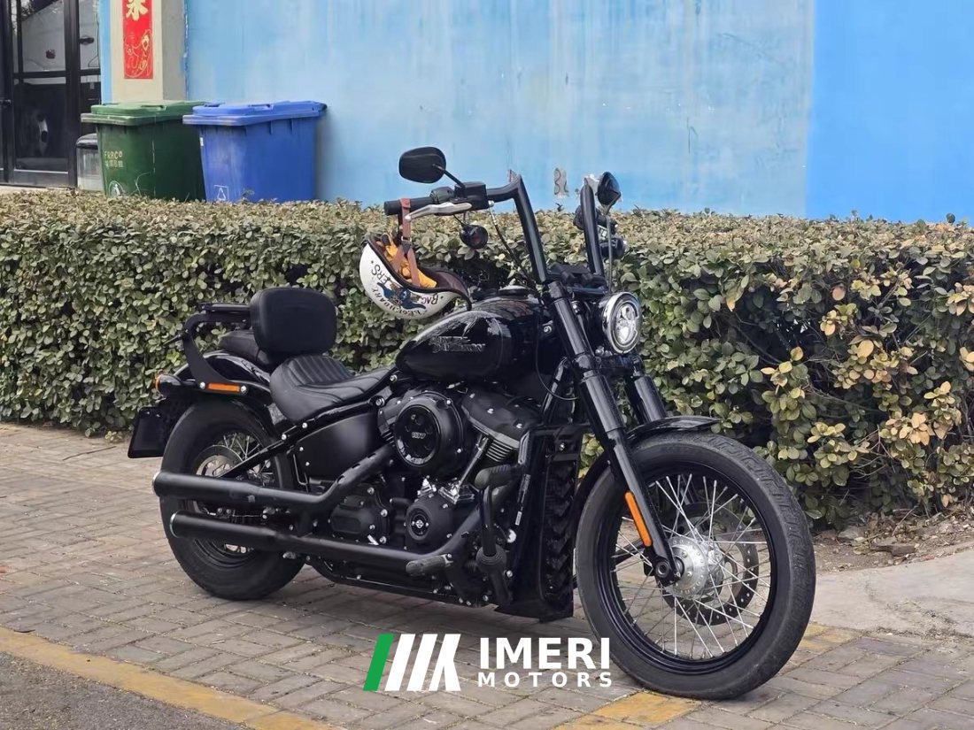 Harley-Davidson Street Bull Street Bob 1750 cc - motorcycle from China
