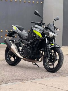 Kawasaki Z400 - ფოტო 1