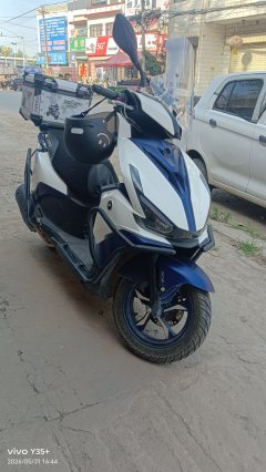 QJMOTOR Hong 125 - ფოტო 2