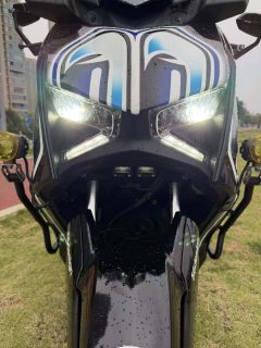 Yamaha XMAX 300 cc - ფოტო 9
