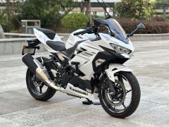 Kawasaki Ninja 400 - ფოტო 1