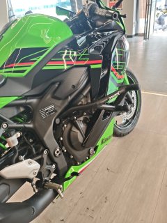 Kawasaki ZX-4R 400 cc - ფოტო 4