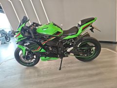 Kawasaki ZX-4R 400 cc - ფოტო 9