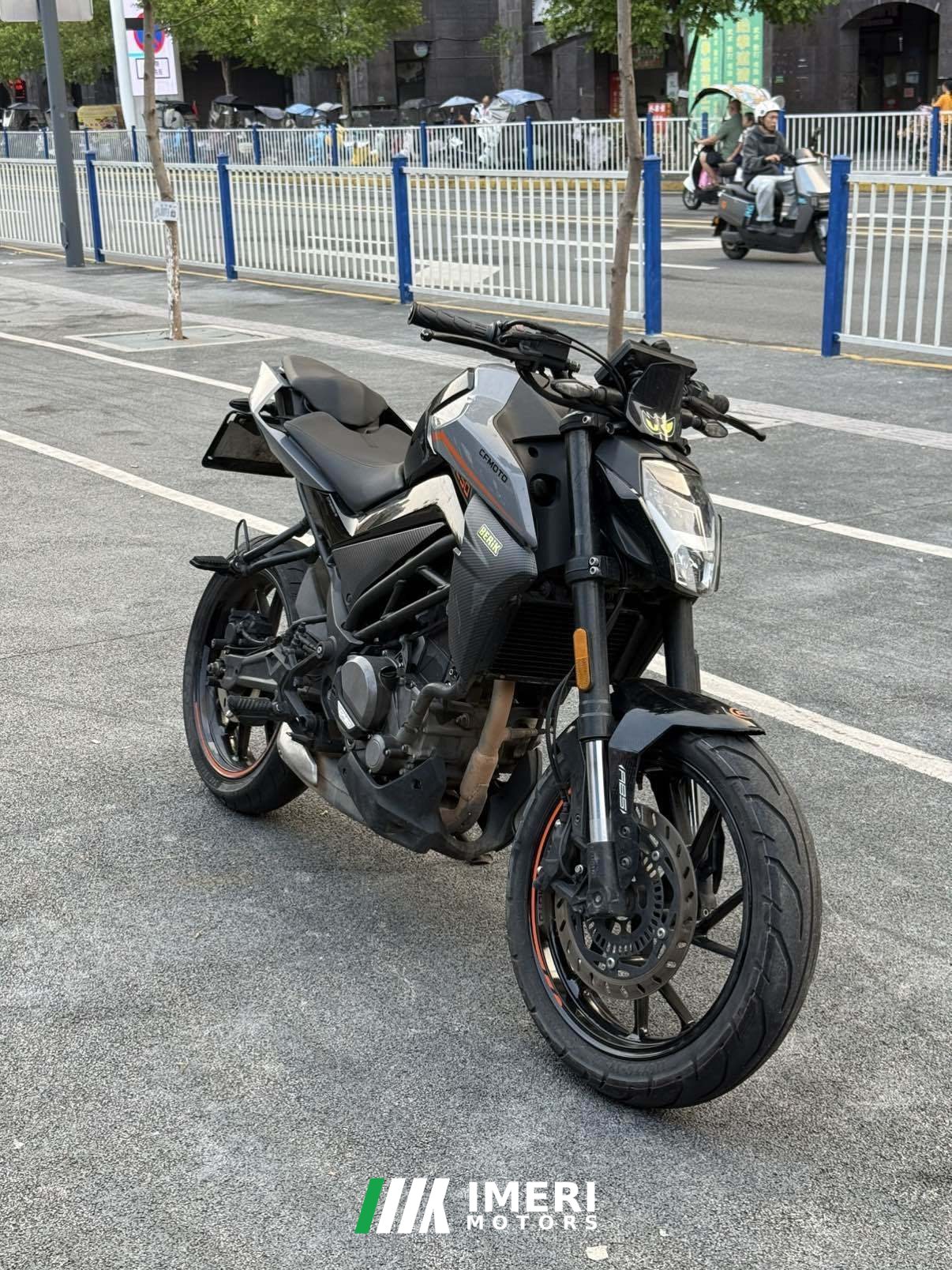 2022 CFMOTO 250NK