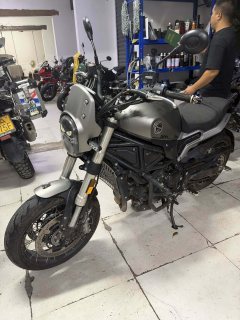 Benelli Leoncino 800 - фото 3