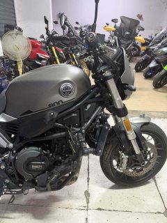 Benelli Leoncino 800 - фото 4