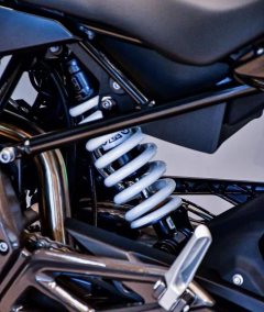 BMW G 310 R - ფოტო 4