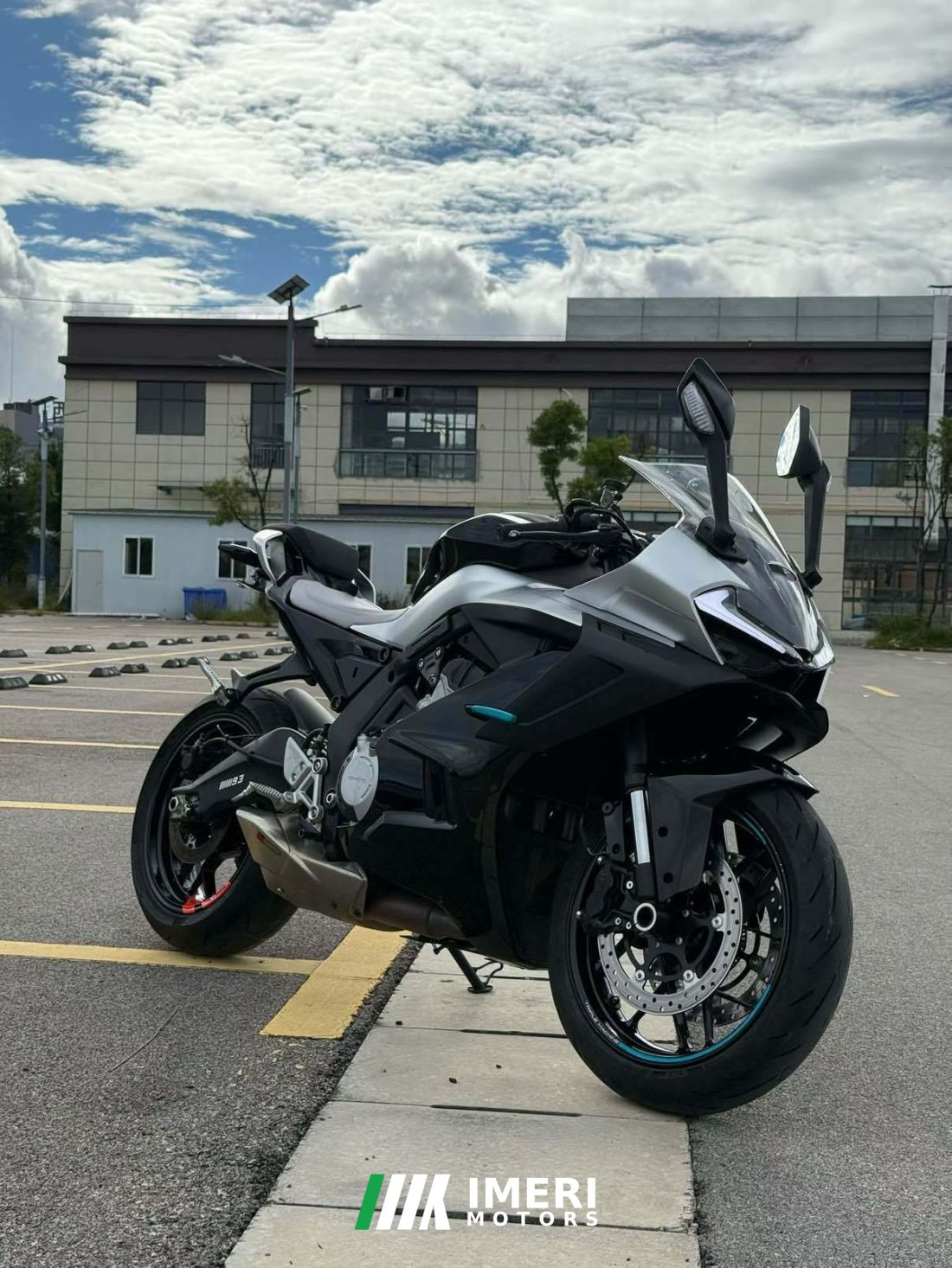 CFMOTO 675SR-R - мотоцикл из Китая