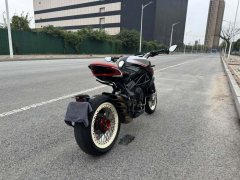 MV Agusta Dragster 800 - ფოტო 2