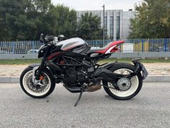 MV Agusta Dragster 800 - ფოტო 4