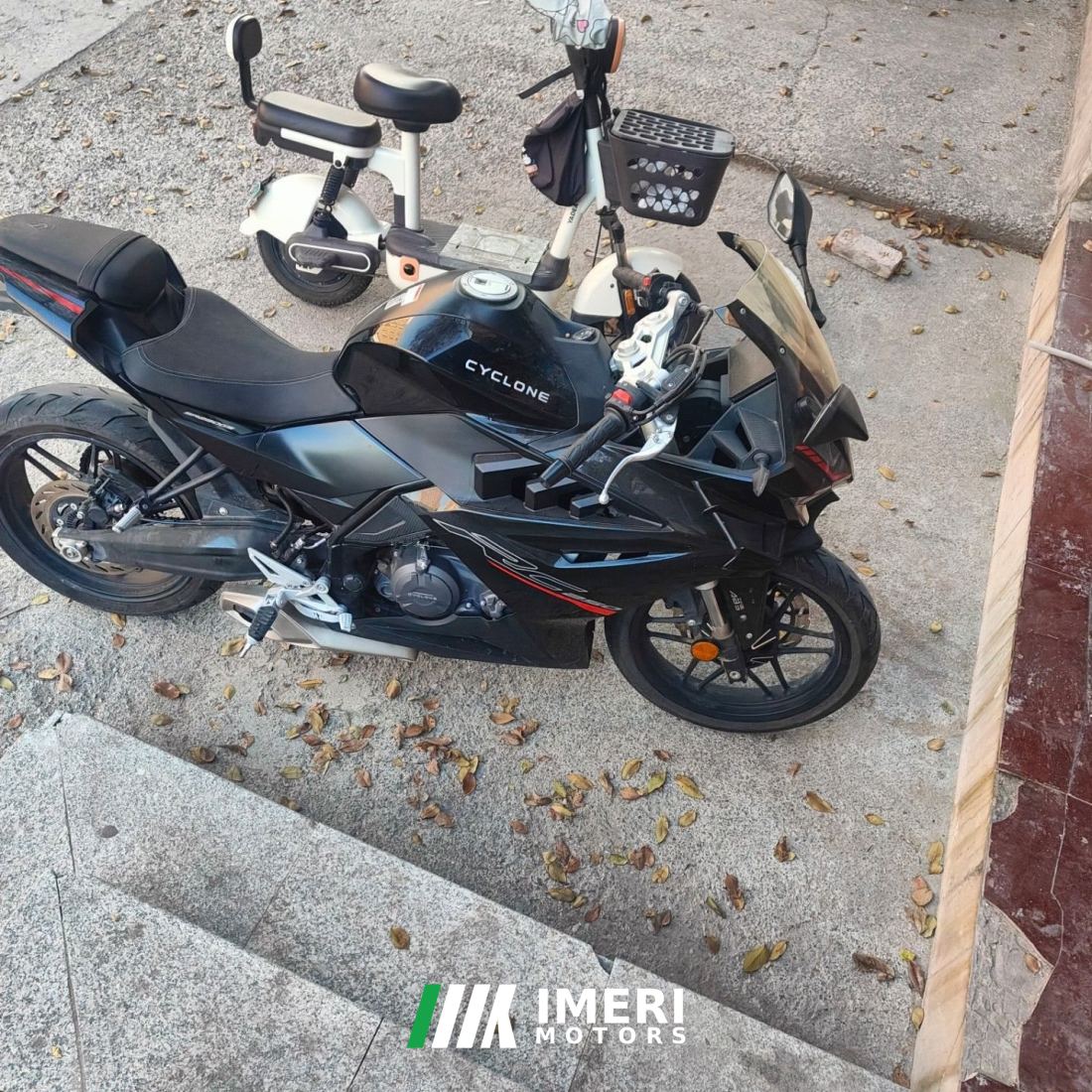 Cyclone RC250 - motorcycle from China