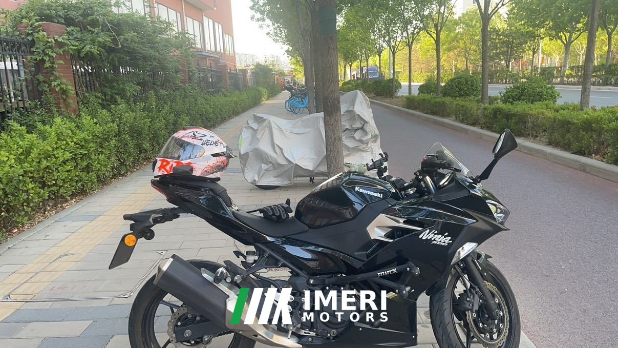 2021 Kawasaki Ninja 400