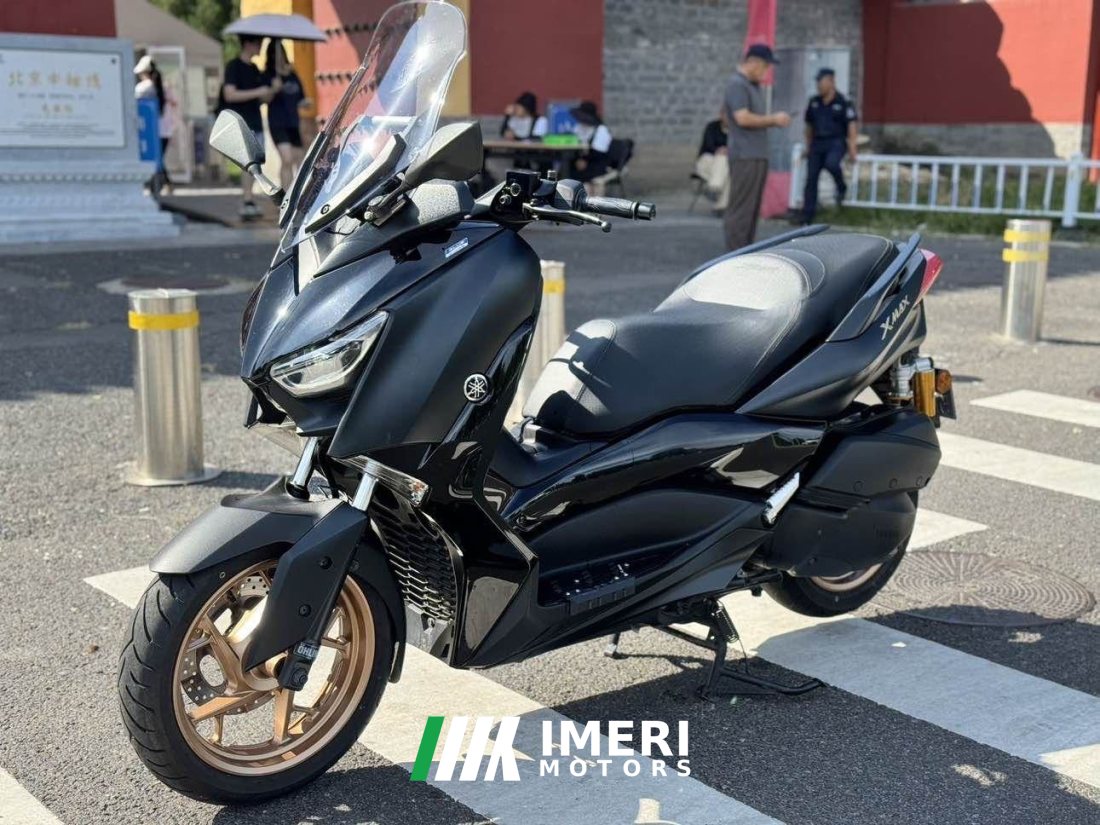 Yamaha XMAX 300 cc - motorcycle from China