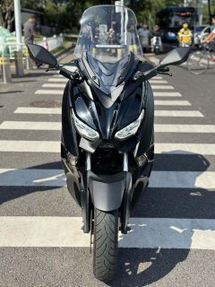 Yamaha XMAX 300 cc - photo 2