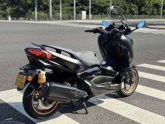Yamaha XMAX 300 cc - photo 5