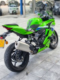 Kawasaki ZX-4R 400 cc - ფოტო 7