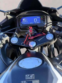 Honda CBR400R - ფოტო 5