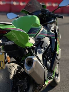 Kawasaki ZX-4R 400 cc - photo 3