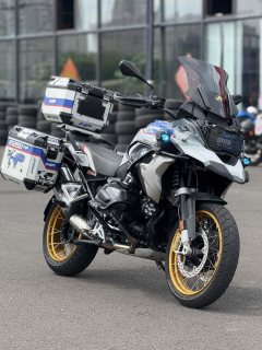 BMW R 1250 GS - photo 1