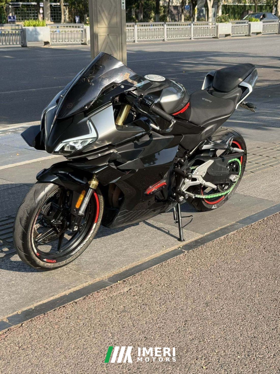 CFMOTO 450SR - мотоцикл из Китая