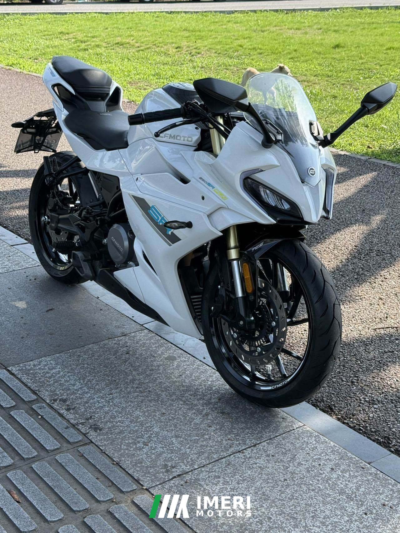 2023 CFMOTO 250SR