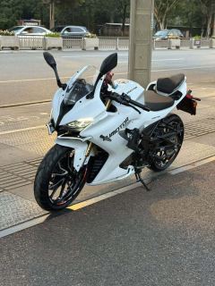 QJMOTOR SRK 250 - ფოტო 1