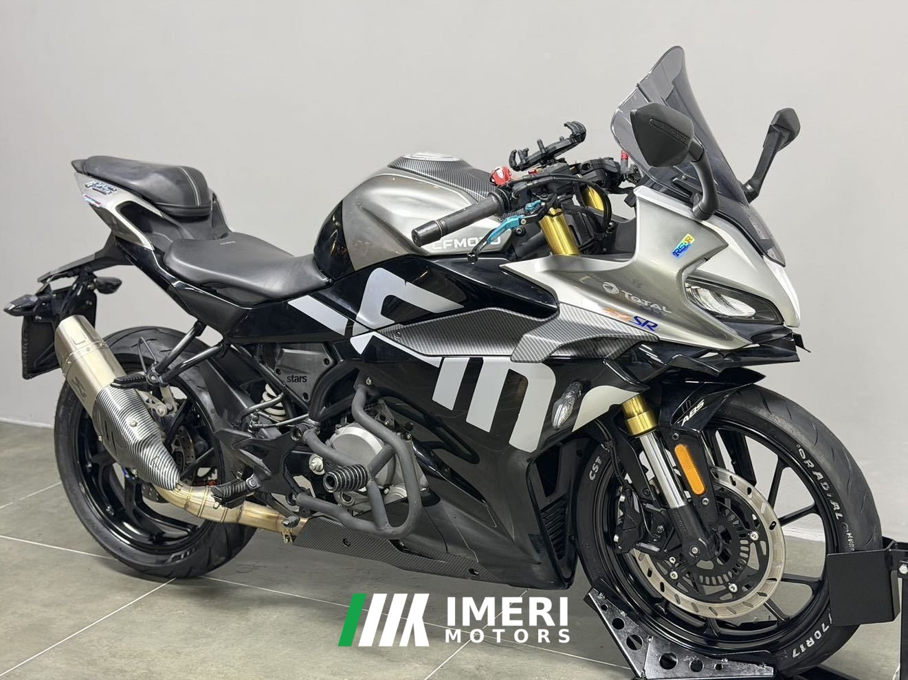 2022 CFMOTO 250SR