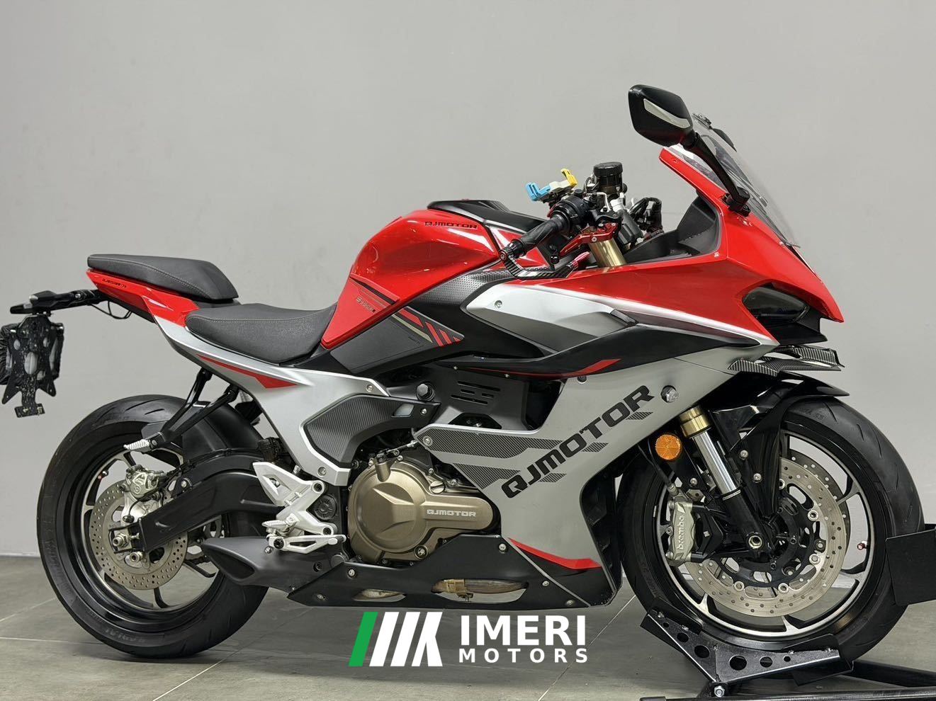 2024 QJMOTOR Roewe i5 550 / Sai 550 *(Context-dependent, usually referring to the motorcycle "Sai 550" or Roewe car v