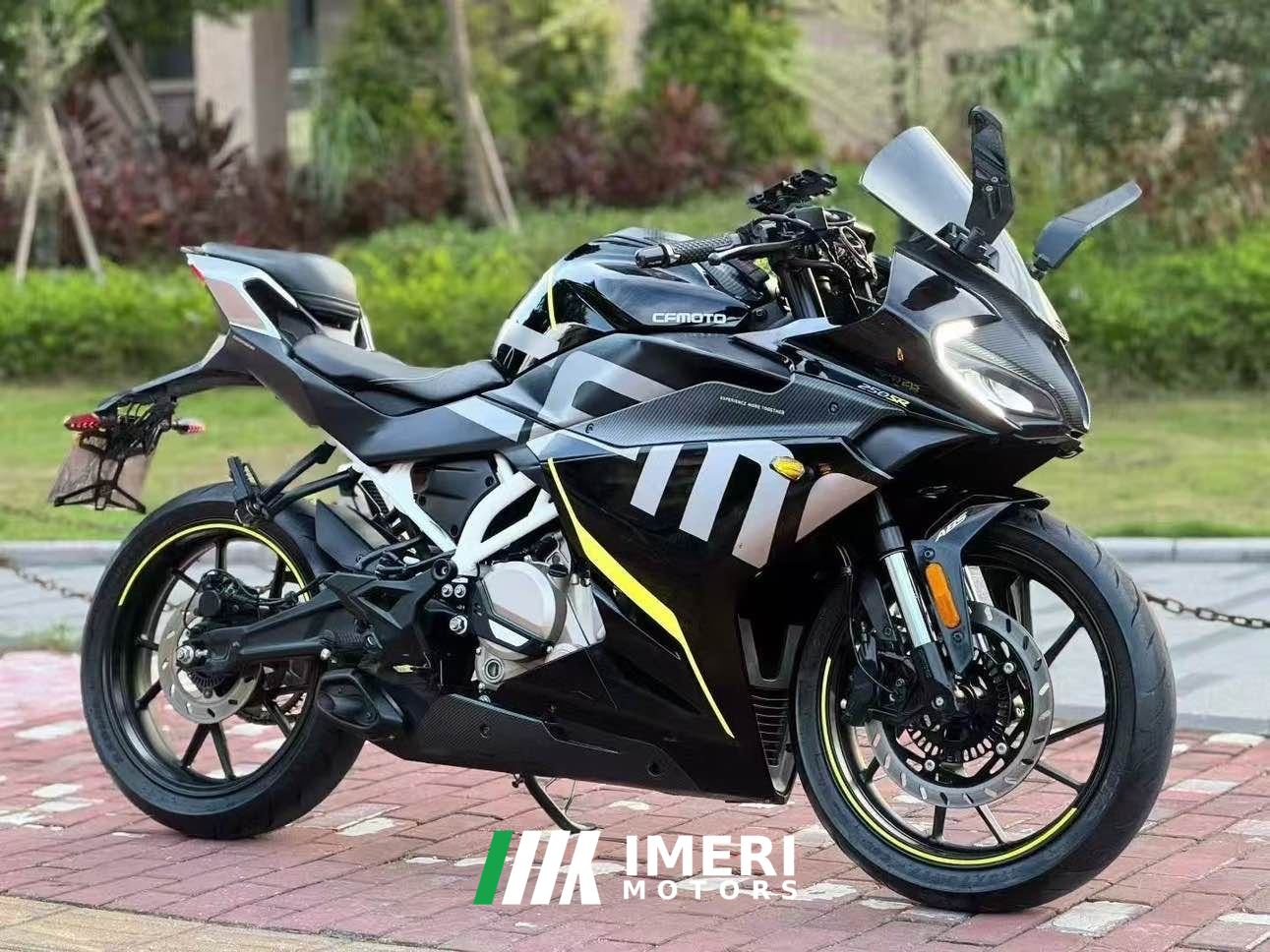 2021 CFMOTO 250SR