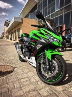 Kawasaki Ninja 400 - ფოტო 4