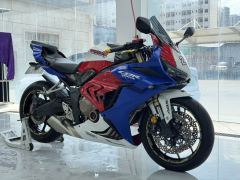 Honda CBR650R - photo 1