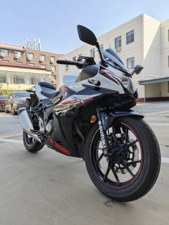 Haojue Suzuki GSX250R - ფოტო 1