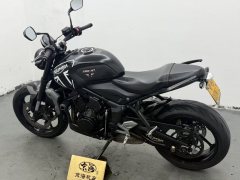 Triumph Trident 660 - ფოტო 4